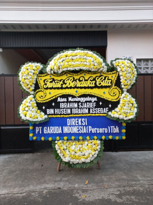 Papan Bunga Duka di Tanah Putih Tanjung Melawan